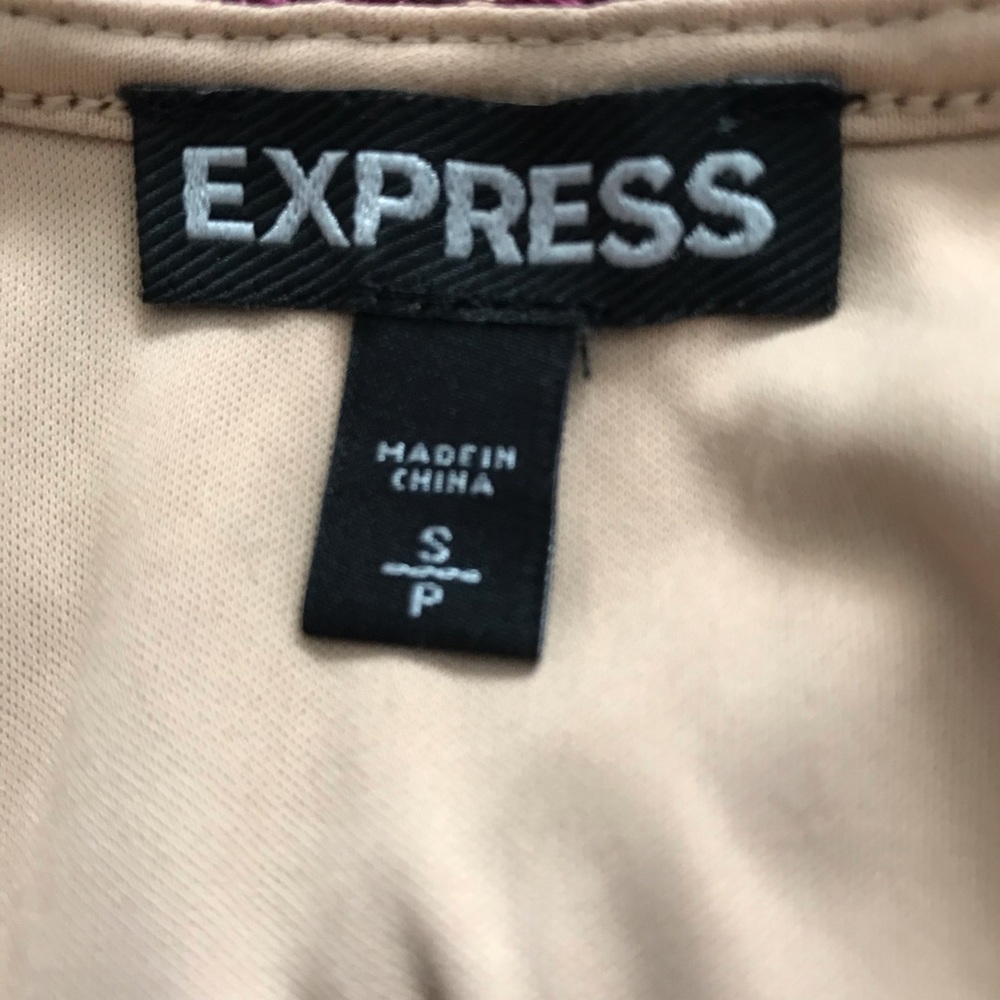 NWOT Express lace crop top - Picture 7 of 8